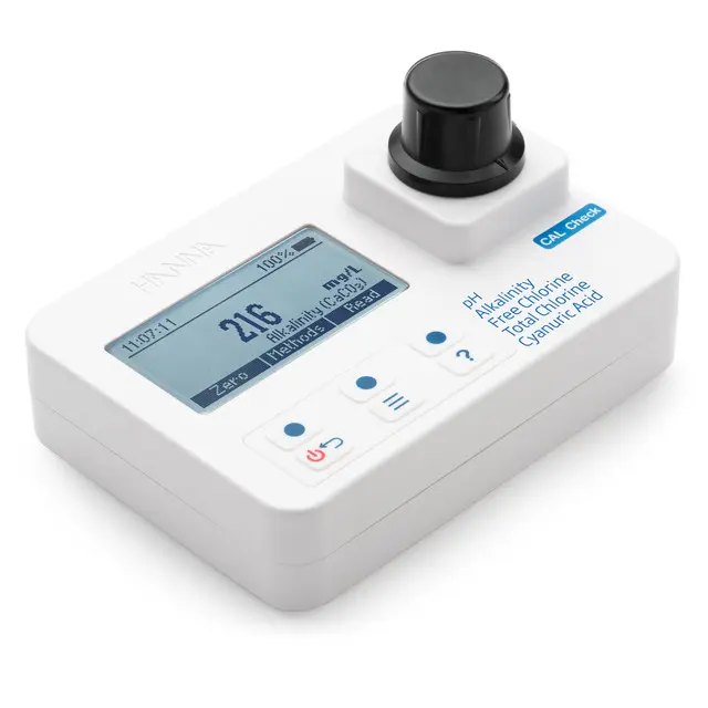  HI97104 pH, Alkalinity, Free Chlorine, Total Chlorine, and Cyanuric Acid Photometer